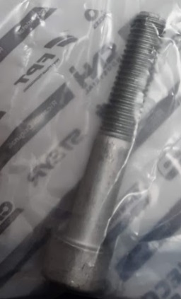 CASE TORNILLO